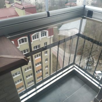 Безрамне панорамне скління балконів, лоджій, альтанок, терас. Львів та область.