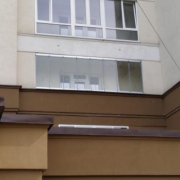 панорамне вікно безрамні балкони